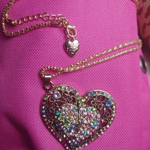 Betsey Johnson heart pendant necklace